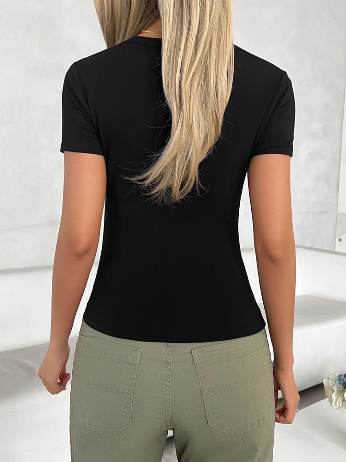 Scoop Neck Short Sleeve T-Shirt DJPT
