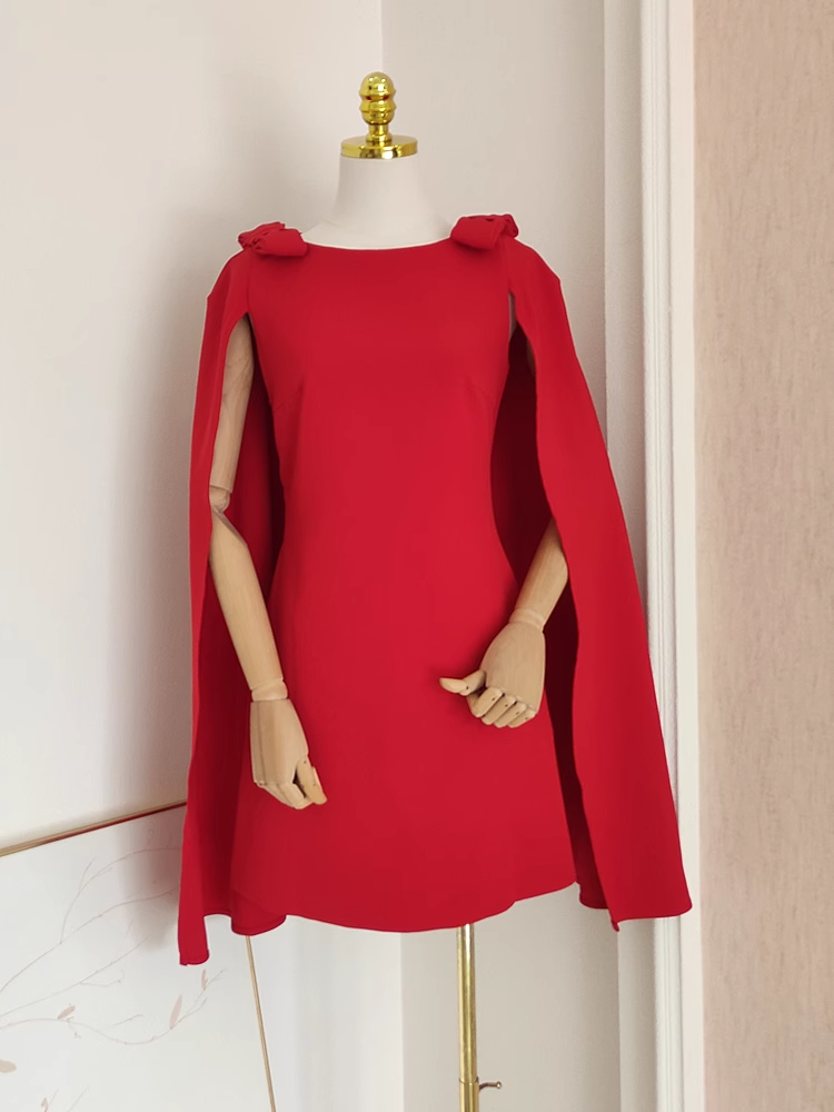 A Line Boat Neckline Red Satin Short Homecoming Dresses Birthday Outfits With Cape SD372