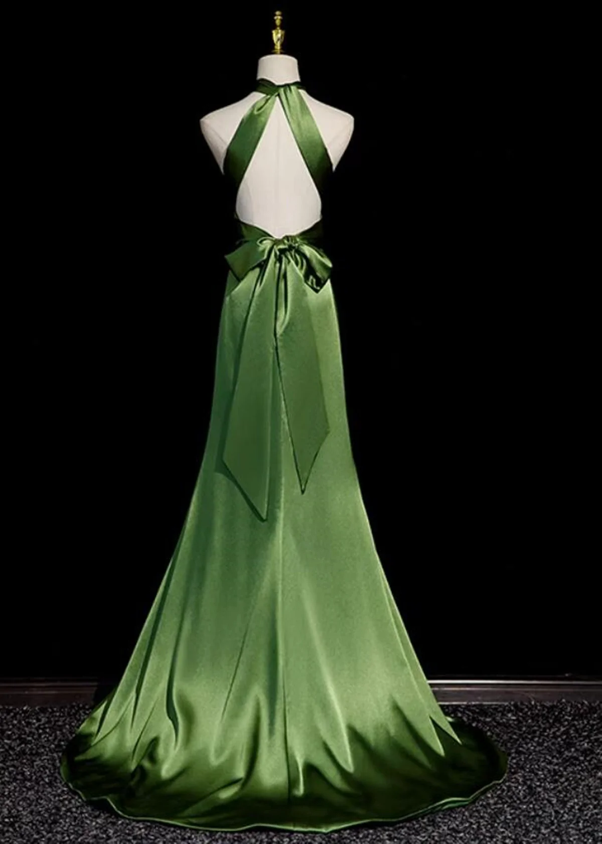 A line Green Satin Halter Backless Prom Dress Prom Dress SD1294