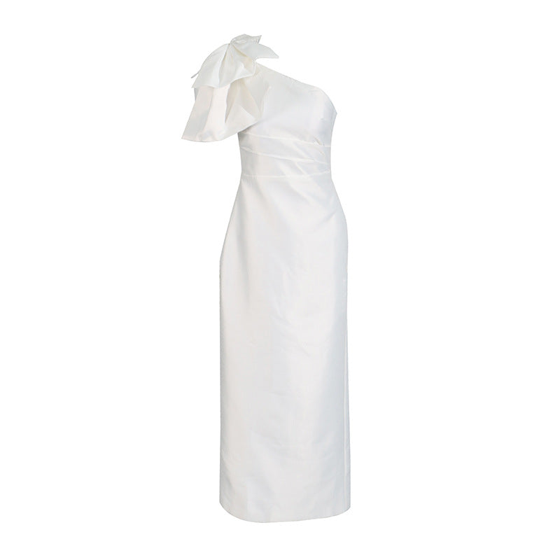 Temperament Sexy Dress 2025 Summer New Single Shoulder Three-Bunnyed Blanage Folds Shoulder Dress Woman