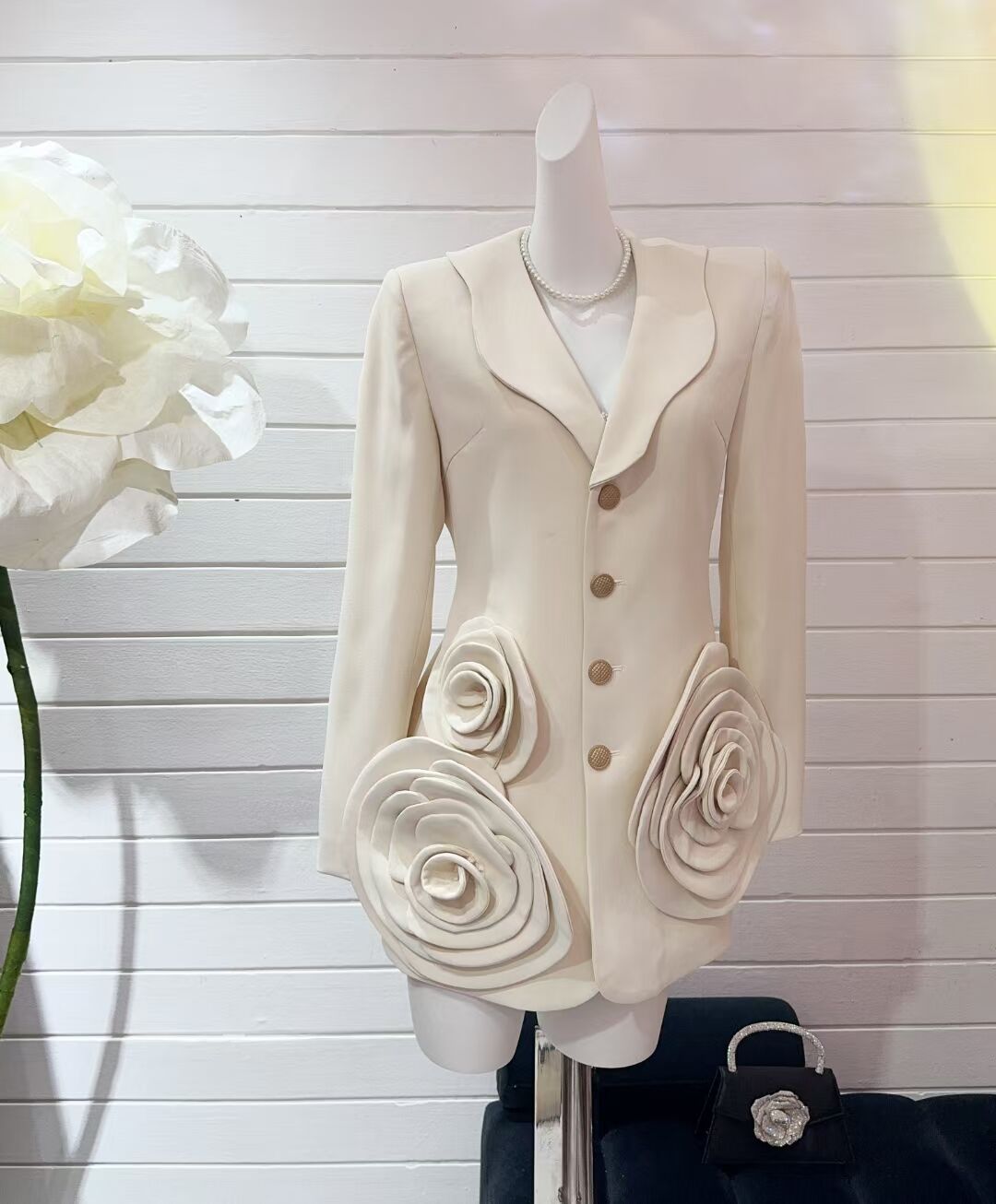 Scented Suit Dress 2025 Spring And Summer Single Row Buckle Large Three-Dimensional Flowers High-End Temperament Dress Dress Skirt
