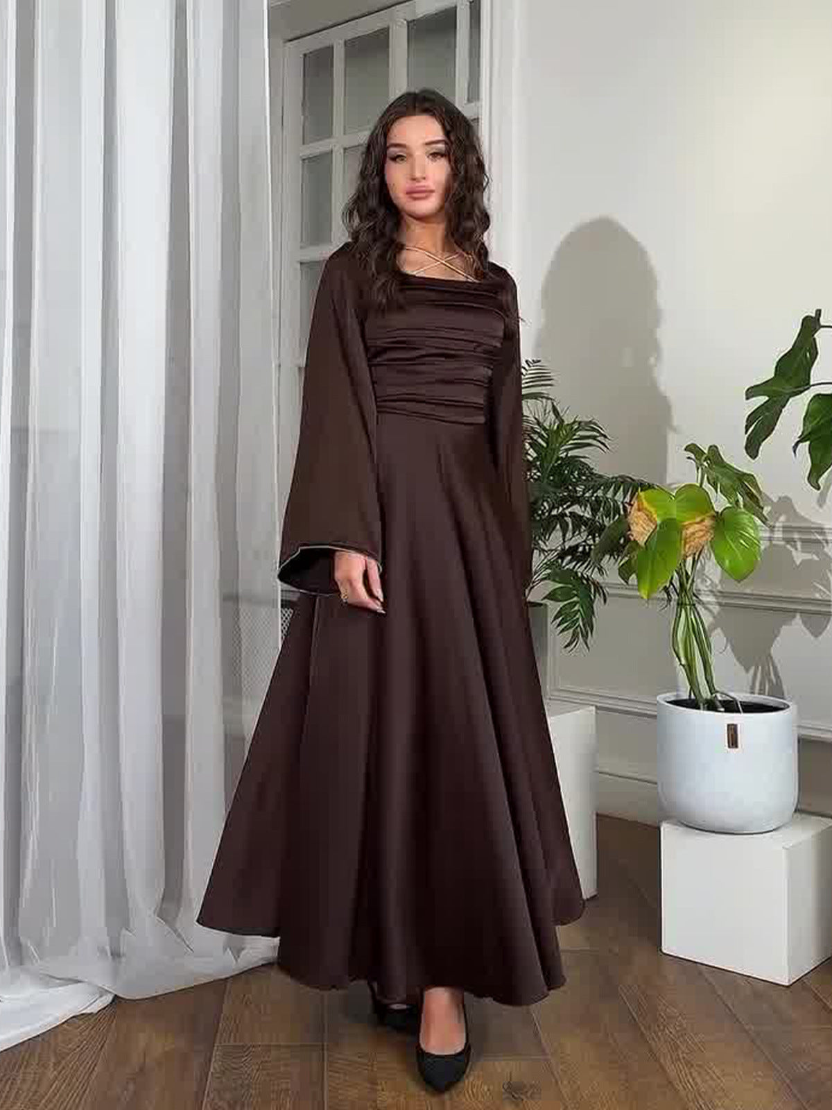2025 Body-Claming Diamond-Coated With Long-Sleeved And Verteves Dress Woman