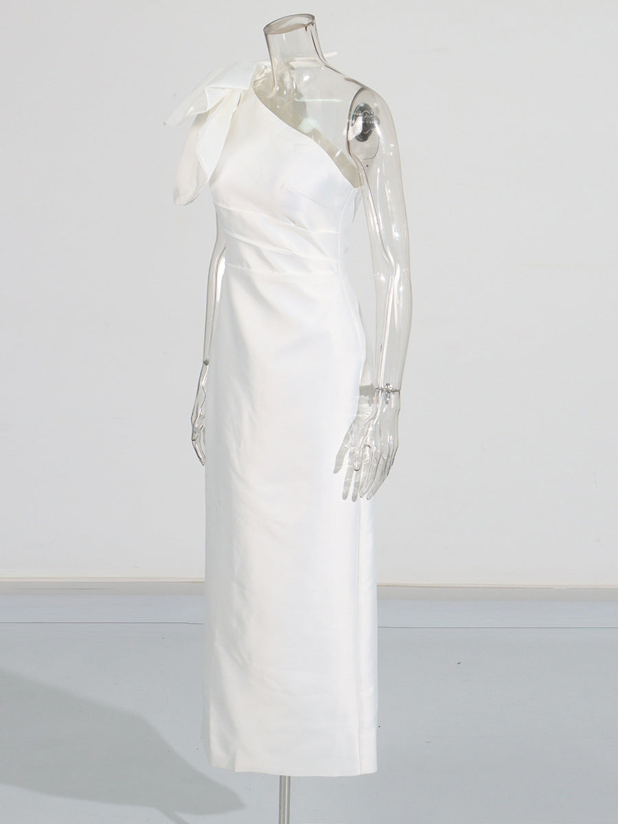 Temperament Sexy Dress 2025 Summer New Single Shoulder Three-Bunnyed Blanage Folds Shoulder Dress Woman