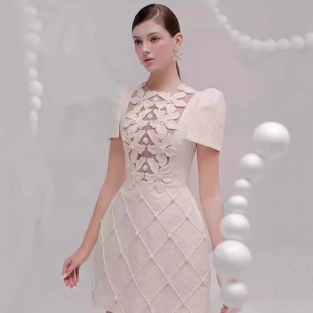 2025 Summer Three-Dimensional Floral Pattern Splicing Lattice Dress Single Row Pearl Buckle Skirt