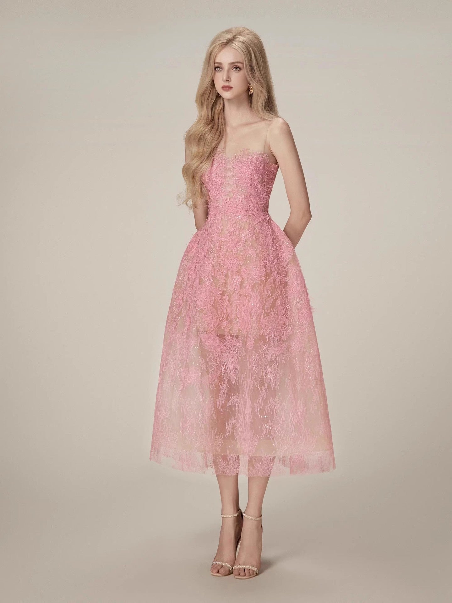 2025 Three-Dimensional Flower Lace Perspective Yarn Dress Dress Dress Dress Dress Woman