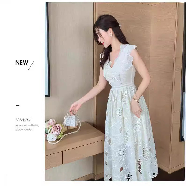 2025 Summer Flower Slender V-Neck Embroidered Slender Dress