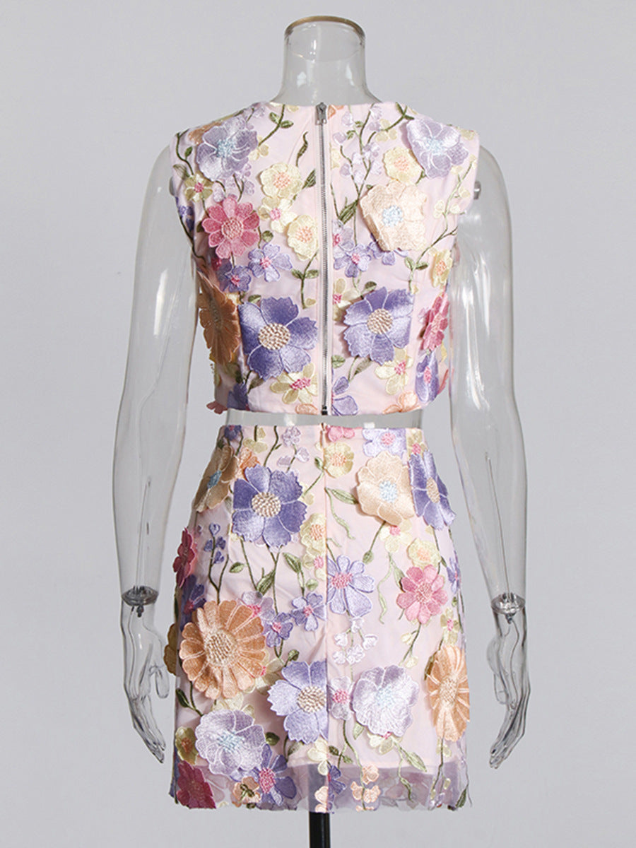 Retro Holiday Style 2025 Summer New Sleeveless Embroidery Top High-Waisted Hip Skirt Suit Woman