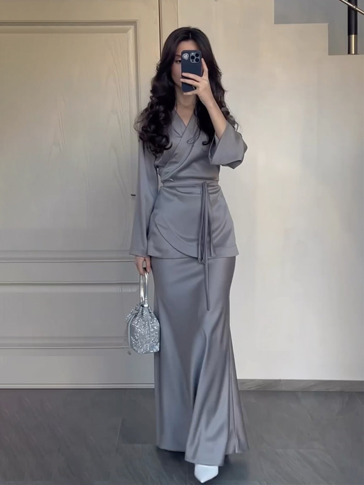 2024 New Set Of Vertiny To Receive Waist Design Long Dress Suit Woman