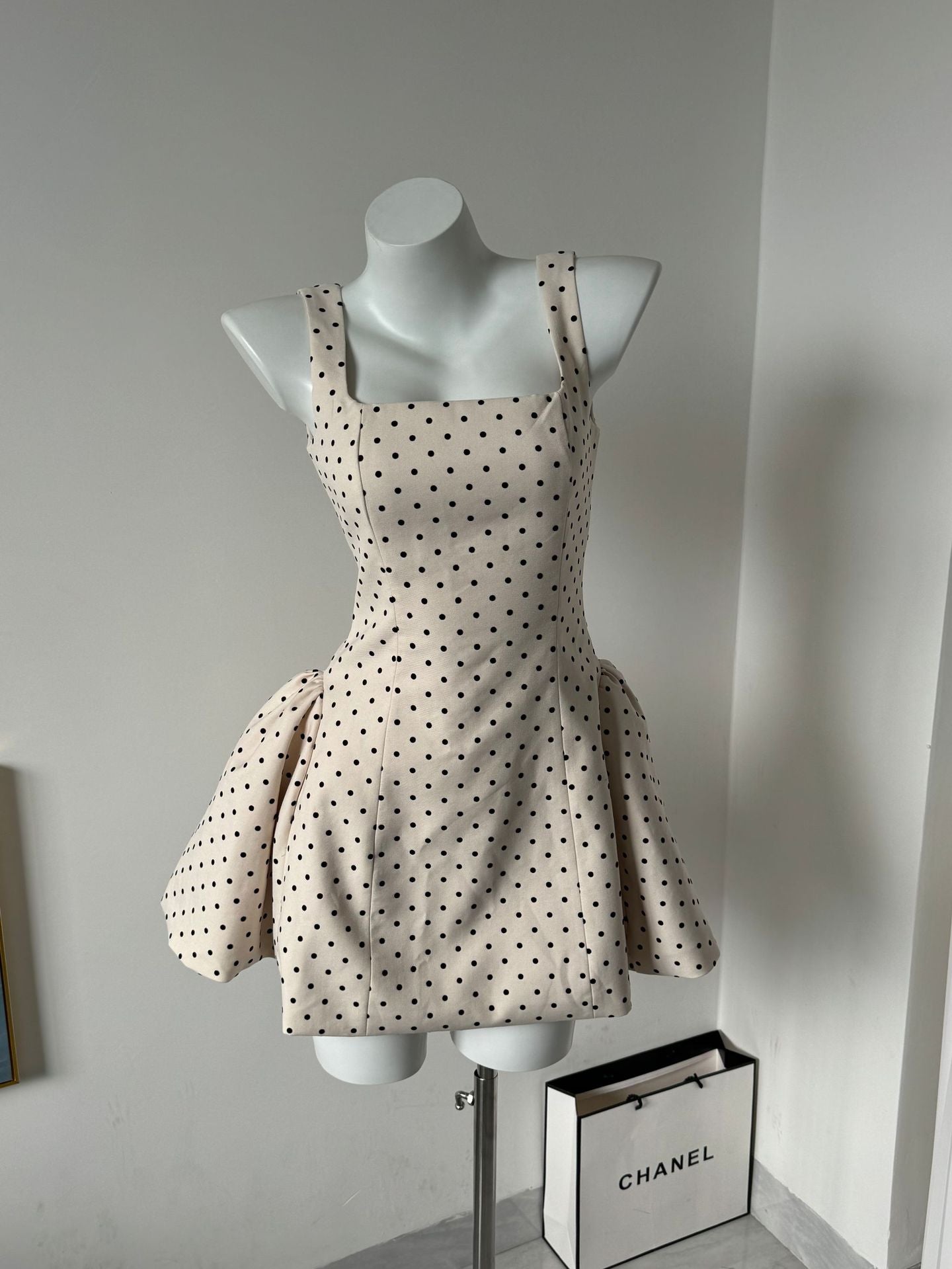 Wave Dot Dress To Close-Back Short Skirt French Summer Sling Skirt Dress HZ0628
