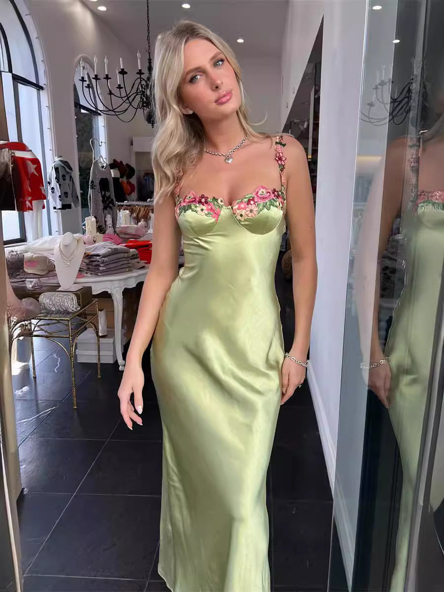 Summer New Green Flowers Embroidered Low-Breasted Sling Dress Women's Seaside Holiday Babes Ass Skirt