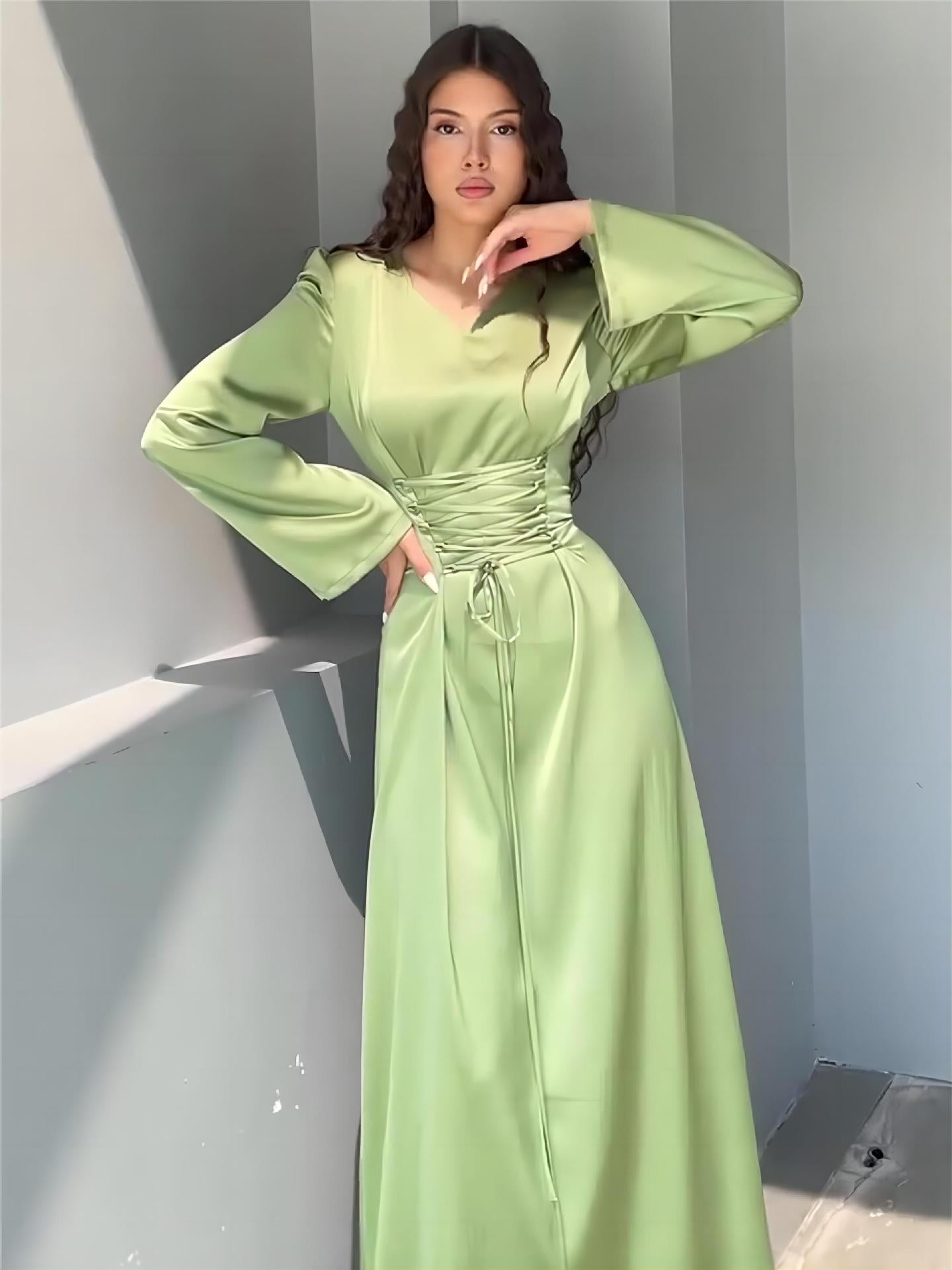 2024 New Strap To The Waist Long-Sleeved V-Neck To Repair The Famous Dress