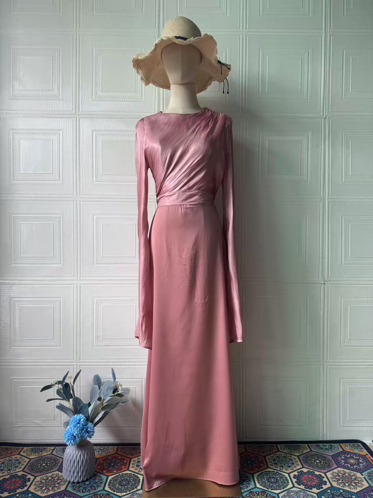 2025 New Body-Body-Swaved Long-Sleeved Dress Elegant Fashion Dress Woman