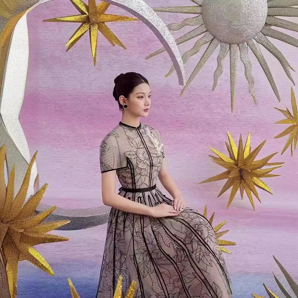 2025 Summer Round Collar Lace Three-Dimensional Flower Mesh Embroidery Dress