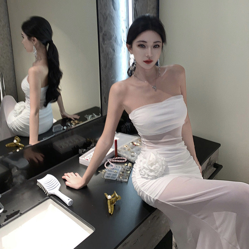 Holiday Style Sexy Perspective Mesh Yarn Flowers With Breasts Women Design Sense Of Body Quality Dress