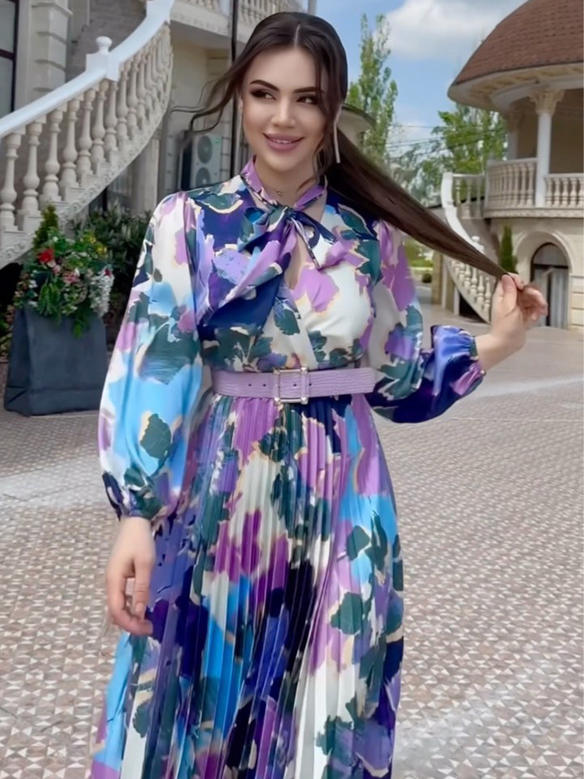 2024 Spring New Scarf Temperament Bubble Sleeves To Close The Waist Design Dress