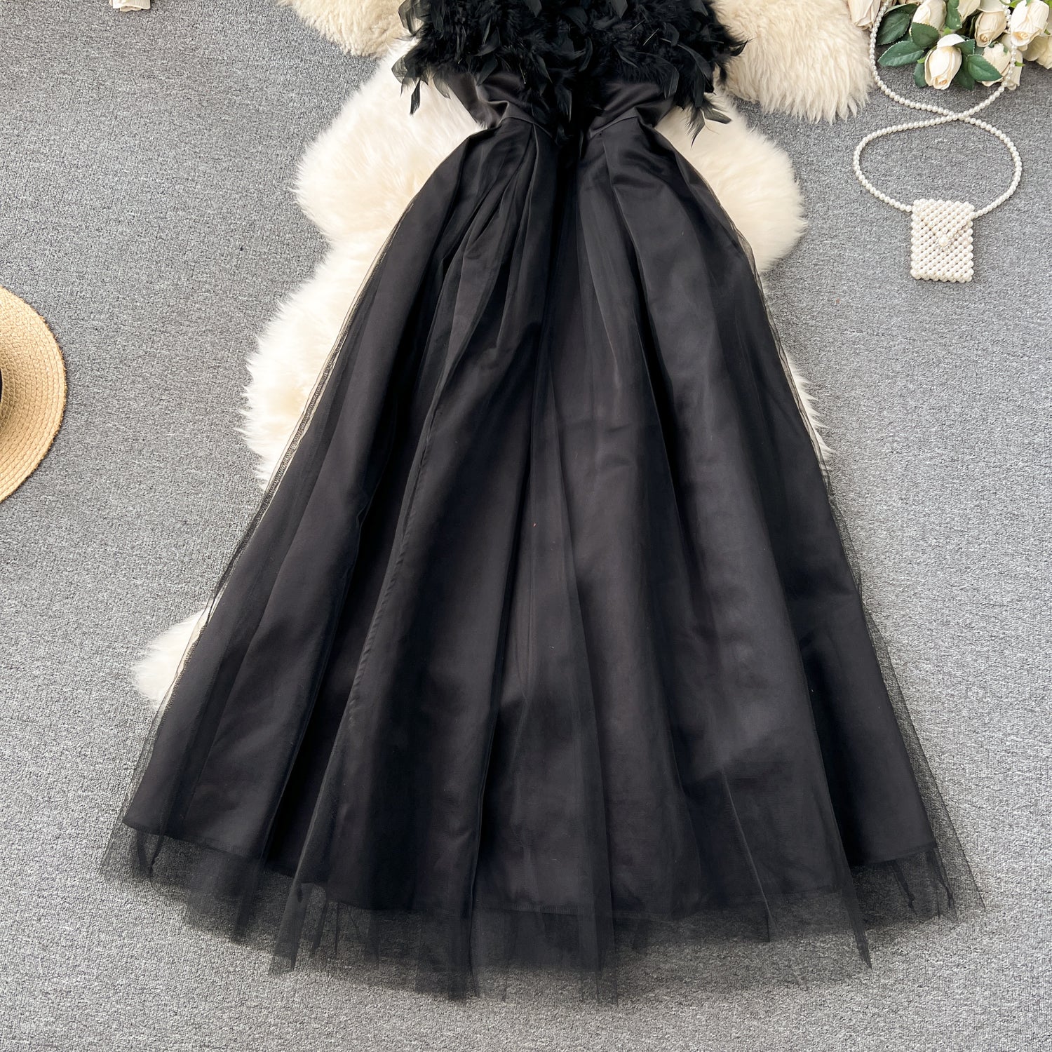 A line Spaghetti Straps Black Tulle Holiday Dresses Feather Women's Dress SD1270