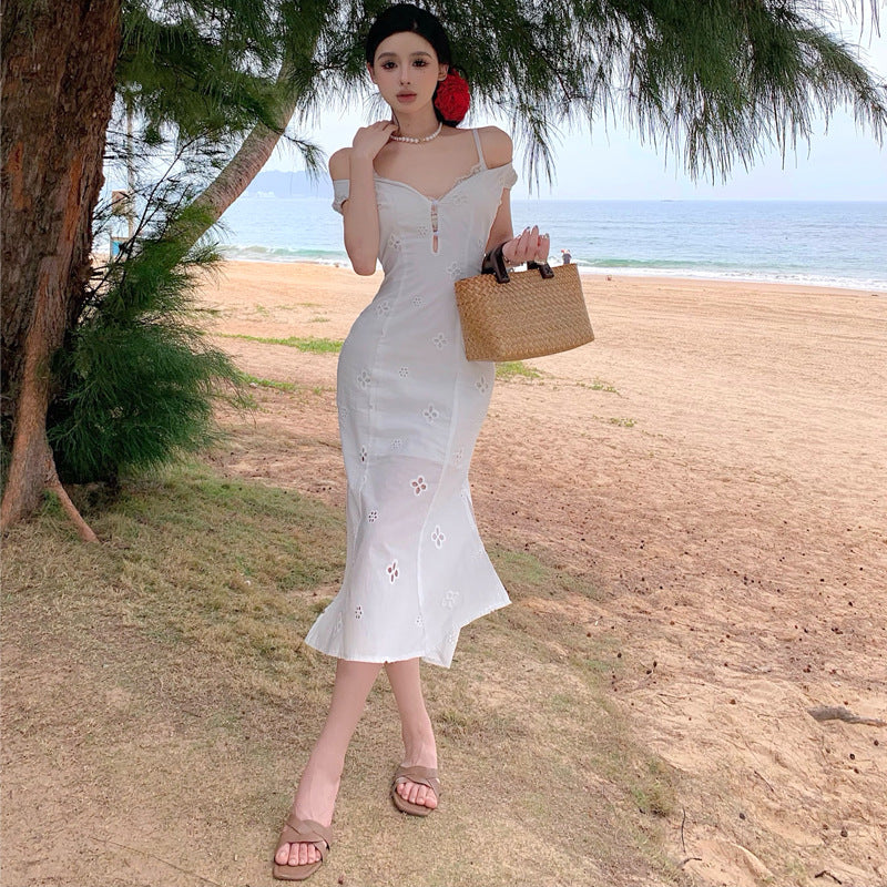 Temperament Long Dress Women's New Summer Waist Thin Design Hollow Sling Dress