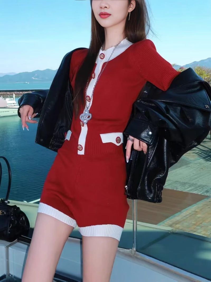 New Retro Fashion Christmas New Year Reduction Temperament Bumpy Bag Knitted Elastic Jumpsuit