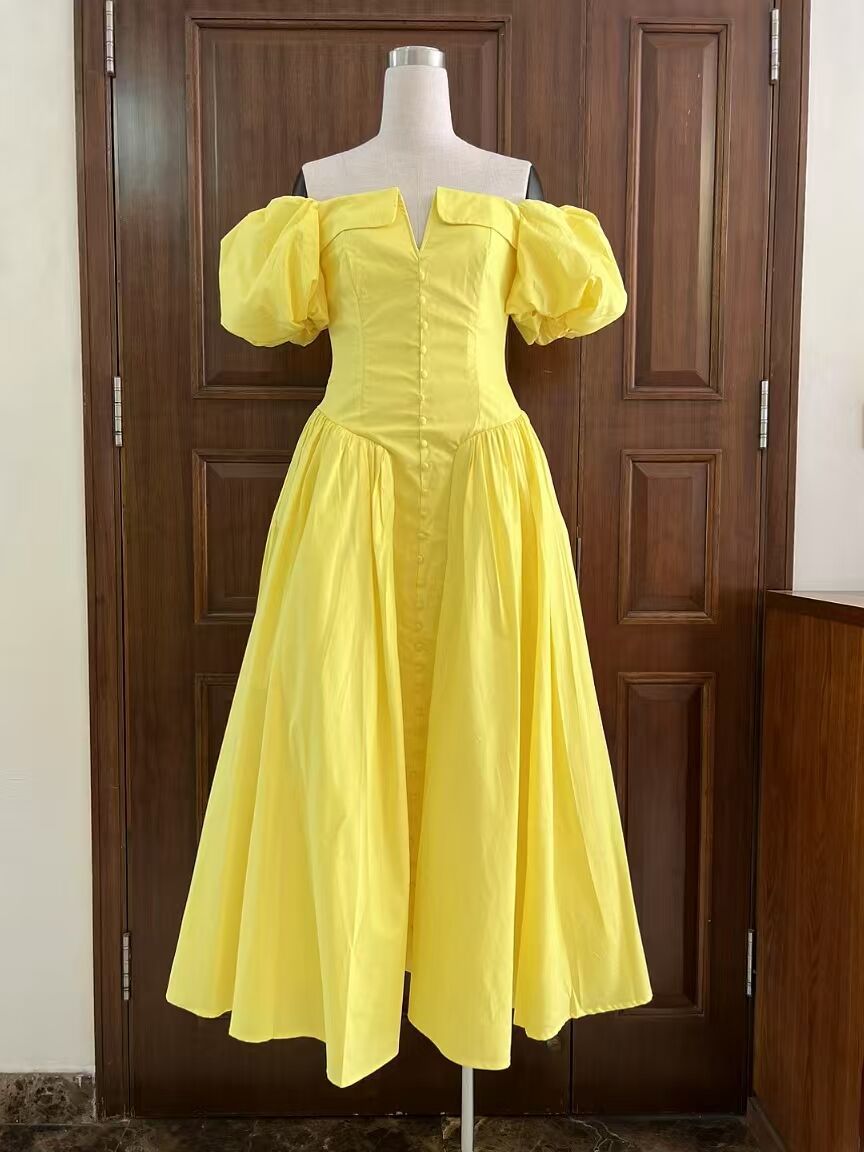 Red Dress 2025 Summer Banquet Sexy Out-Shoulder Bubble Sleeve Short-Sleeved Waist Dress Dress
