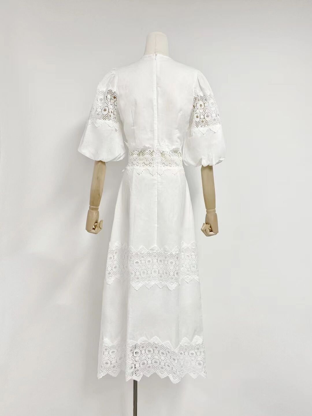 Australian Round Neck Lantern Sleeve Short Sleeve Water-Soluble Lace Splicing Holiday Style Temperament White Dress Dress