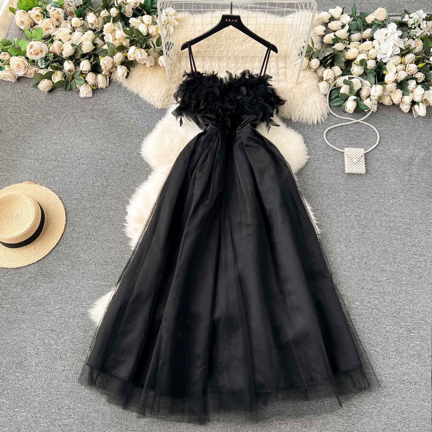 A line Spaghetti Straps Black Tulle Holiday Dresses Feather Women's Dress SD1270