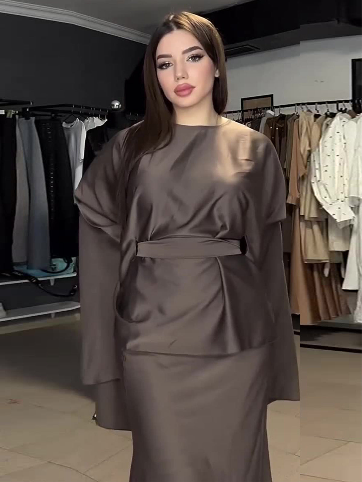 2024 New Round-Neck Long-Sleeved Dress Bat Sleeve With Waist-Hanging-Sense-Sensed-Sense-Sensed Set