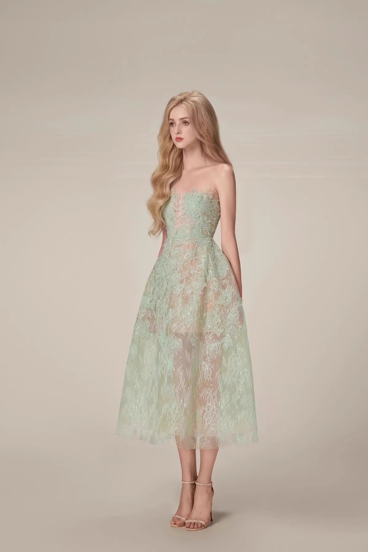 2025 Three-Dimensional Flower Lace Perspective Yarn Dress Dress Dress Dress Dress Woman
