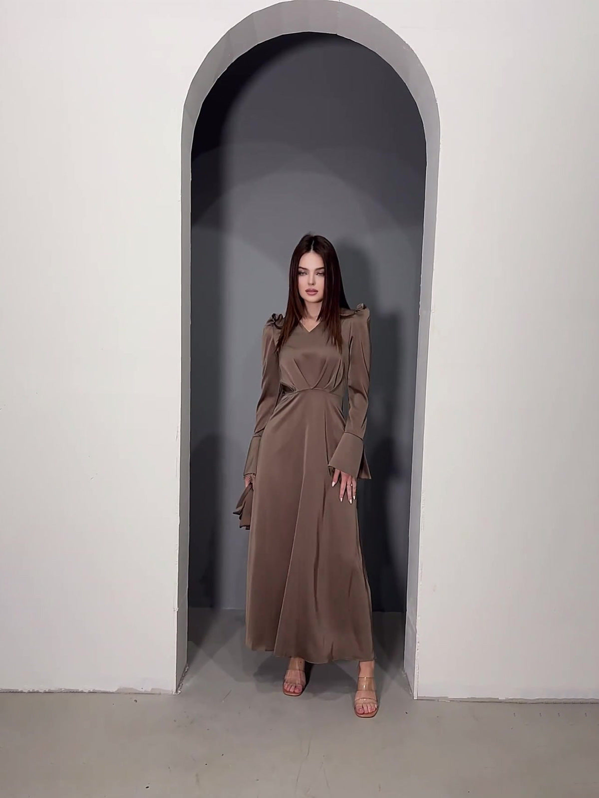 Temperament Retro V-Neck Age-Retracted Bubble Sleeve Long-Sleeved Collared With Long Sleeve Dress