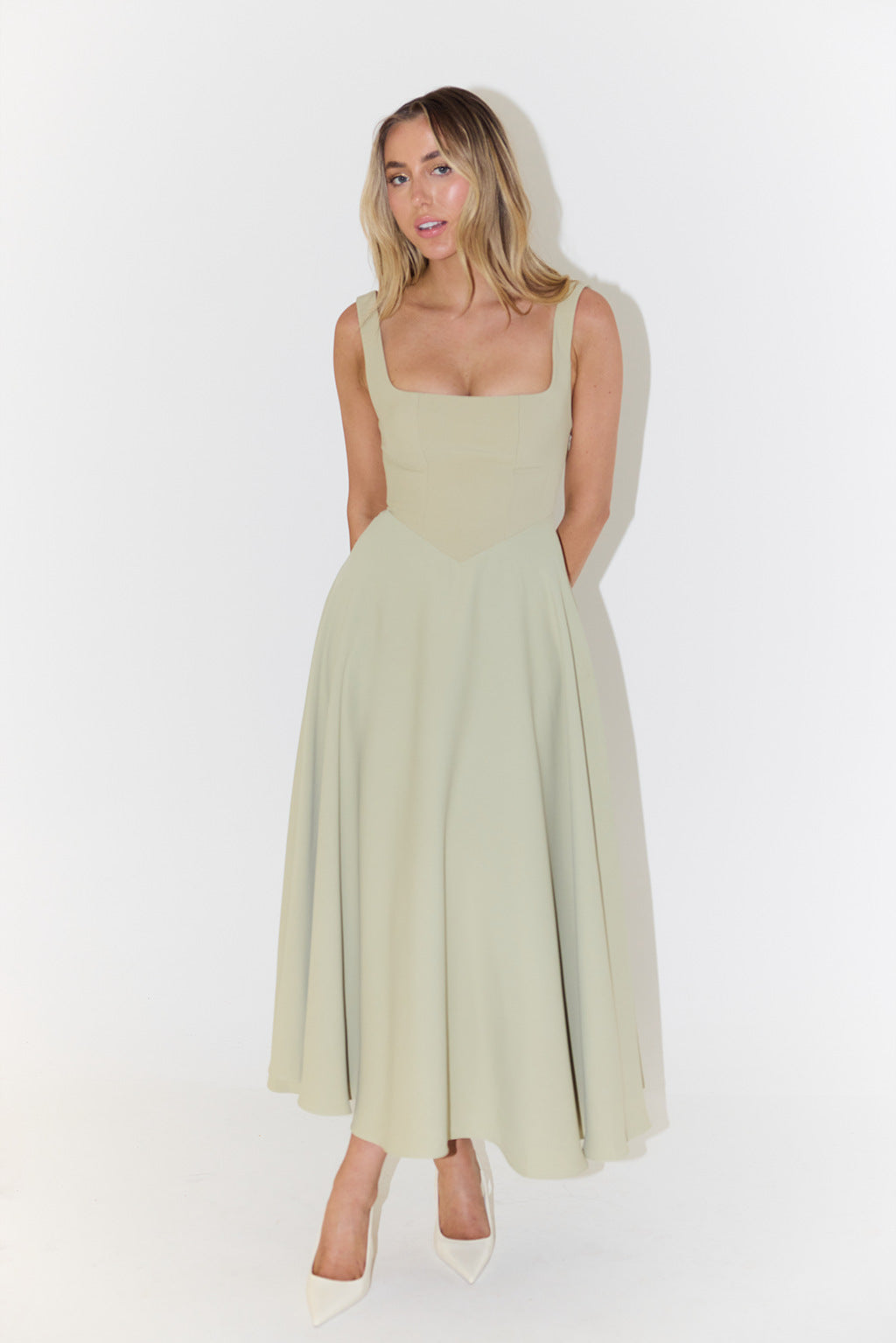 Summer New Simple Sexy Solid Color Shoulder Strap Repair Medium Long Dress