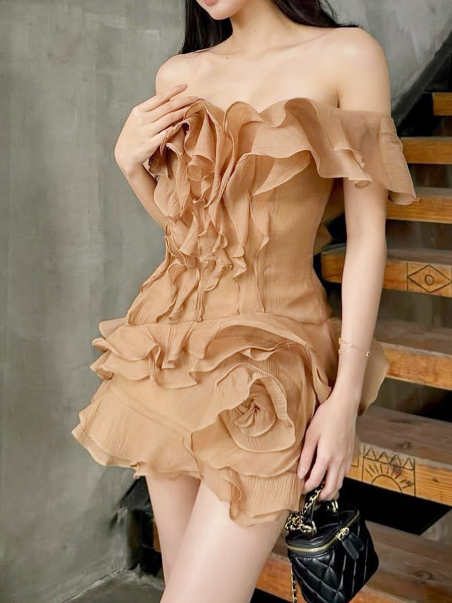 Holiday Wind Shoulder Short Dress 2025 New V Collar Shoulder Lotus Side Flower Dress Female High Sense