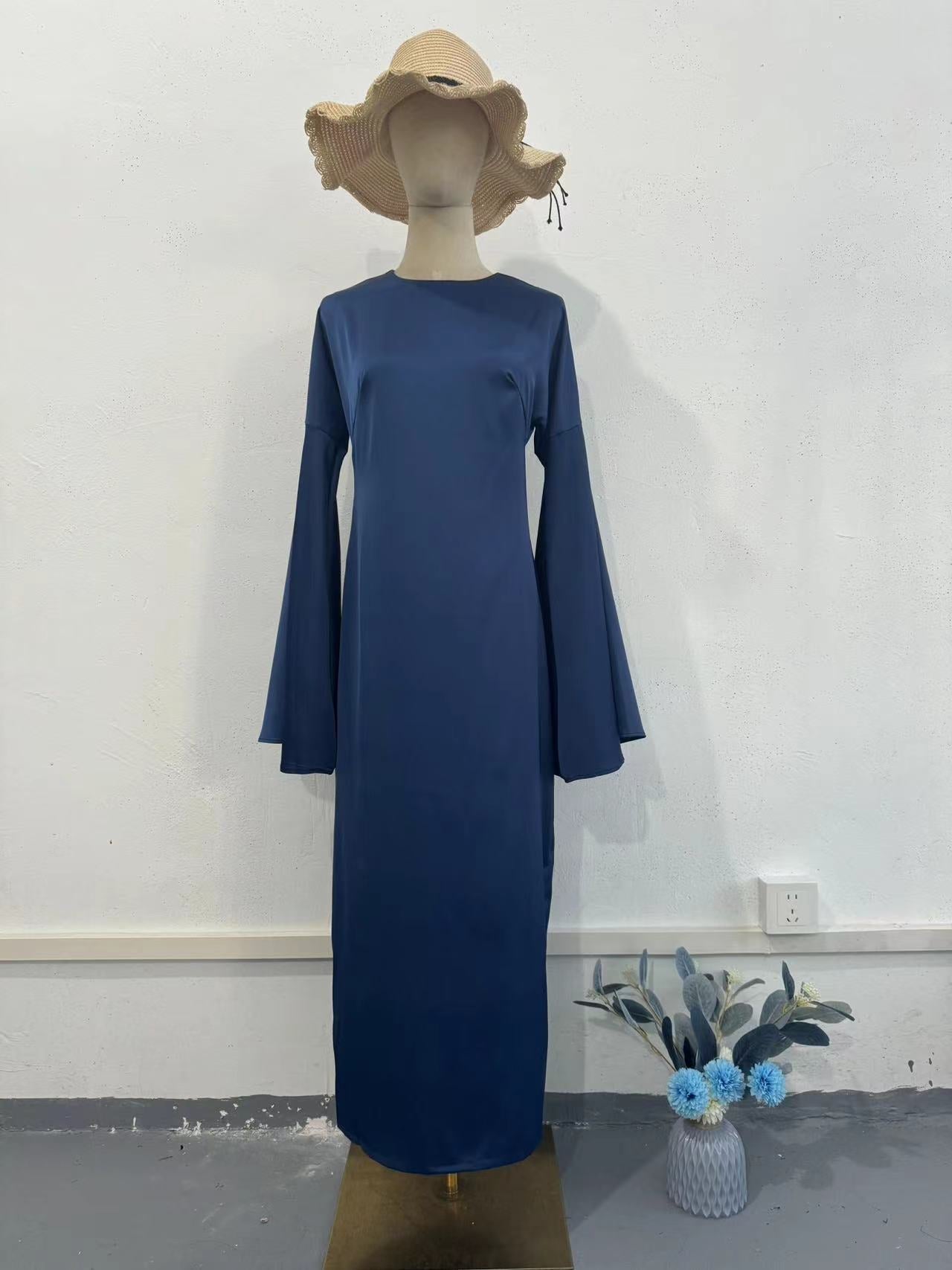 2024 New Waist-Skinny Trumpet Sleeve Solid Color Temperament Dress Woman