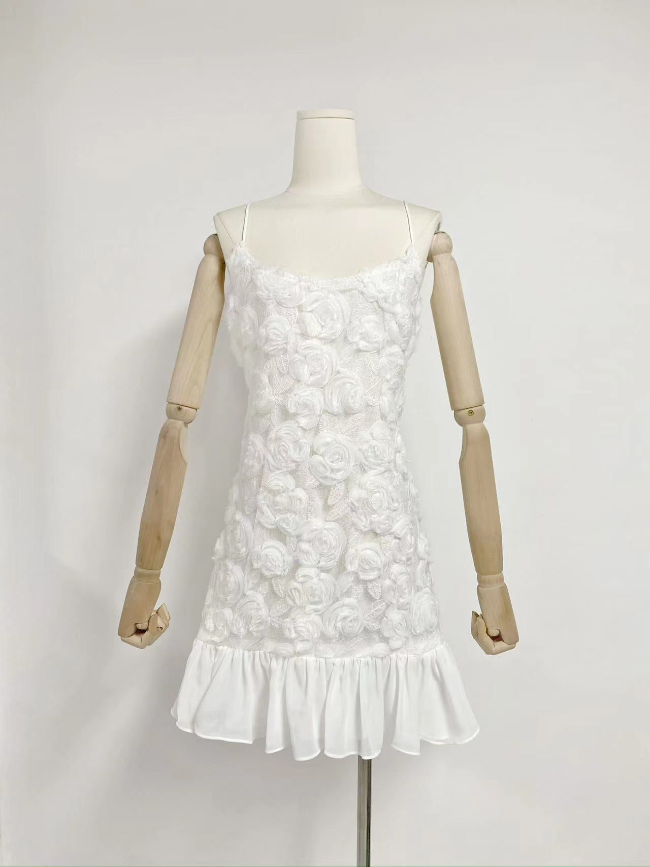 Summer New Sling Broth Three-Dimensional Flower Splicing Skirt Swing Short Dress Dress Woman