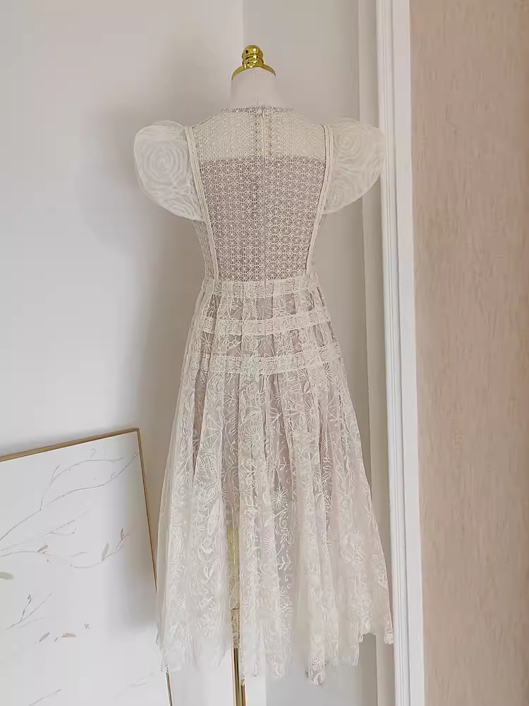 A line Scoop Champagne Short Sleeves Lace Vacation Dress Women Dresses SD154