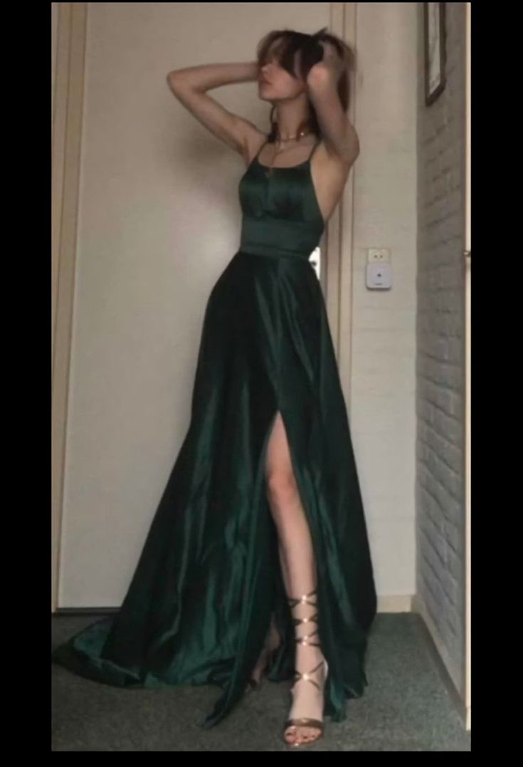 A Line Halter Dark Green Satin Long Evening Gowns Prom Dresses SD1832