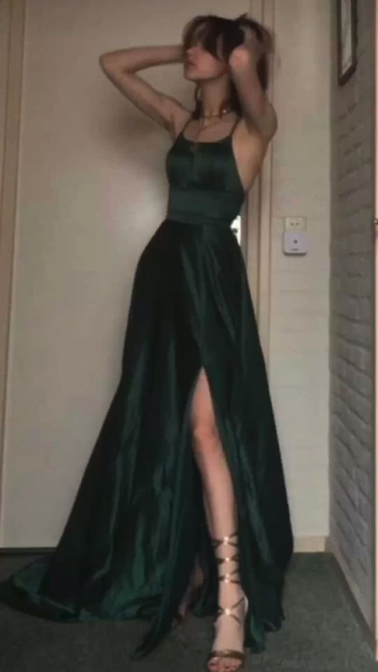 A Line Halter Dark Green Satin Long Evening Gowns Prom Dresses SD1832