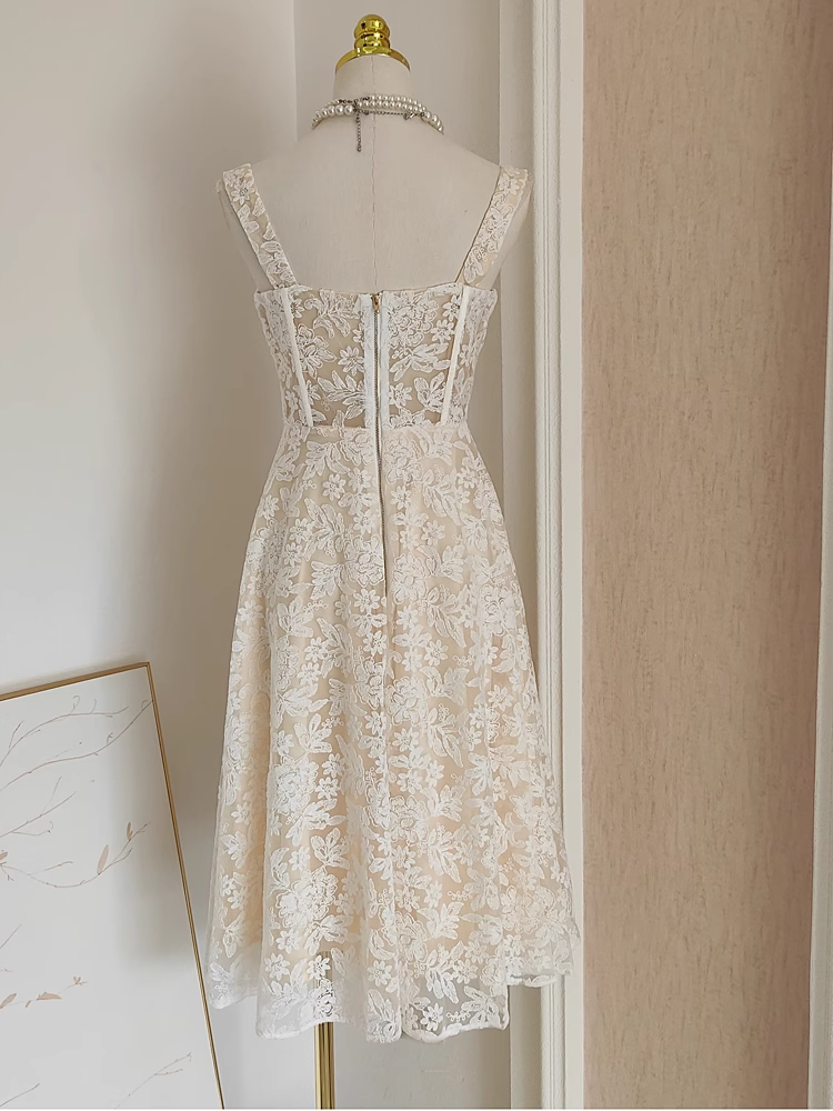 A Line Spaghetti Straps Tulle Lace White Women's Holiday Dresses SD223