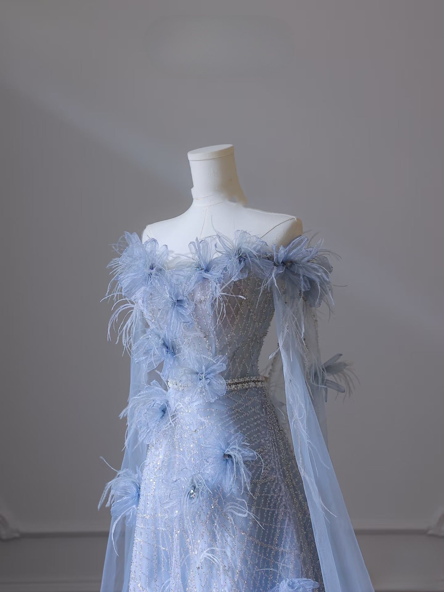 A Line Off The Shoulder Floor-length Blue Sequin Short Sleeves Evening Dress Prom Dresses SD2325