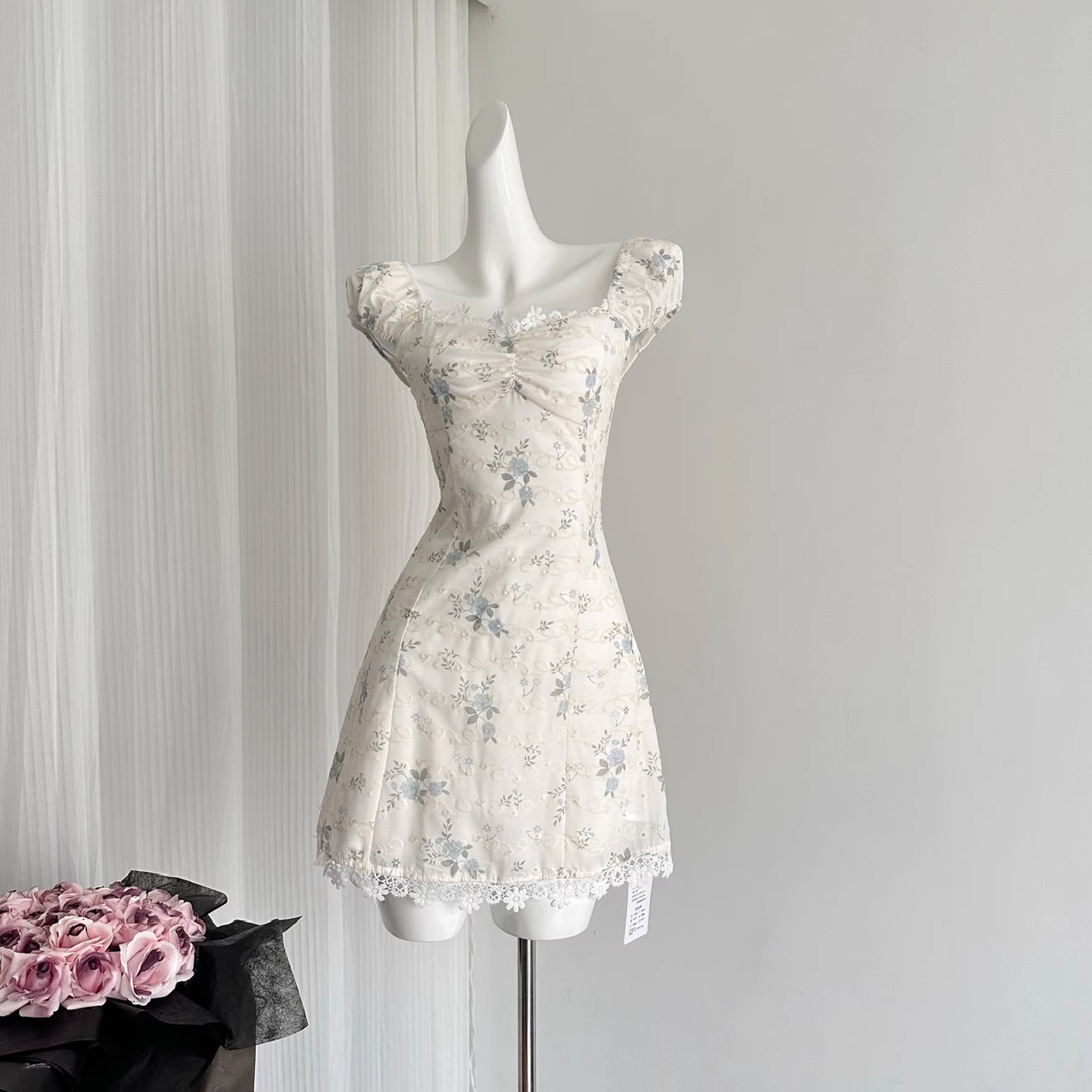 A line Sweetheart Cap Sleeves Blue Floral Dress Short Holiday Dresses SD281