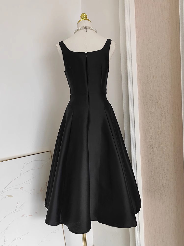 A line Spaghetti Straps Sleeveless Black Party Dress Holiday Birthday Dresses For Women SD360