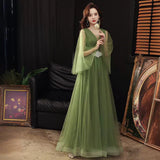 Dress Women 2025 New Long Green Large-Size Annual Conference Host Banquet Performance Fluffy Temperament Dress