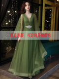 Dress Women 2025 New Long Green Large-Size Annual Conference Host Banquet Performance Fluffy Temperament Dress