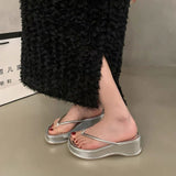 Base Simple Foot Flip-Flop Women 2025 Summer New Fluorescent Green Sandals Wearing Stylish Beach Slippers DJPT