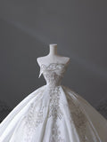 Ball Gown Strapless Sleeveless Pleats White Satin Wedding Dress SD1664