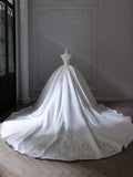 Ball Gown Strapless Sleeveless Pleats White Satin Wedding Dress SD1664