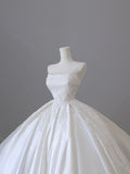 Ball Gown Strapless Sleeveless Pleats White Satin Lace Wedding Dress Bridal Dresses SD1701