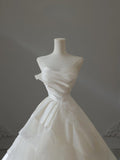 Ball Gown Sweetheart Tulle White Wedding Dresses Brides Dress SD2351
