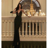 Sheath Spaghetti Straps Sleeveless Black Prom Dresses Birthday Outfits With Flower SD653